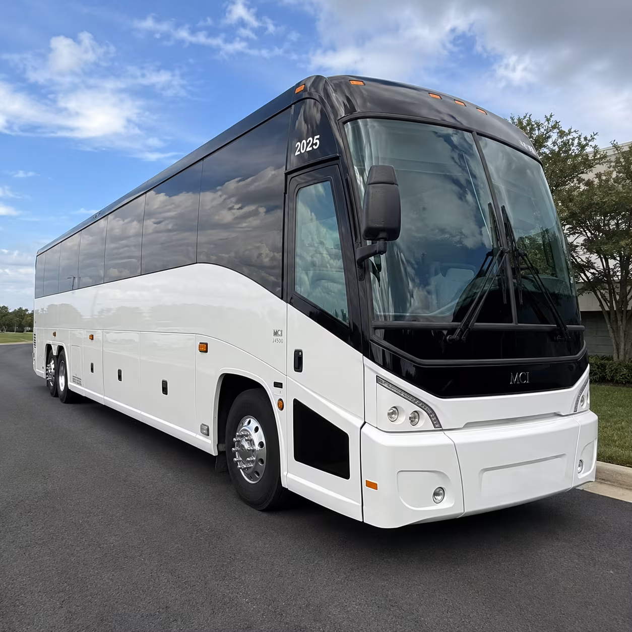 convention and conference shuttle buses to nearby venues