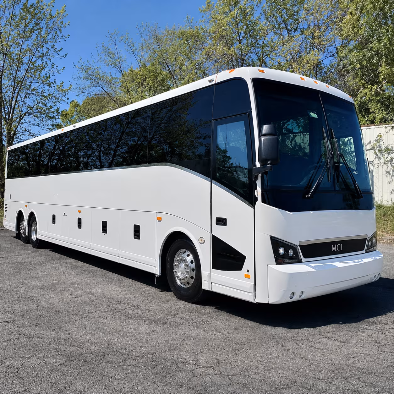 corporate airport transfer buses to hollywood burbank and lax