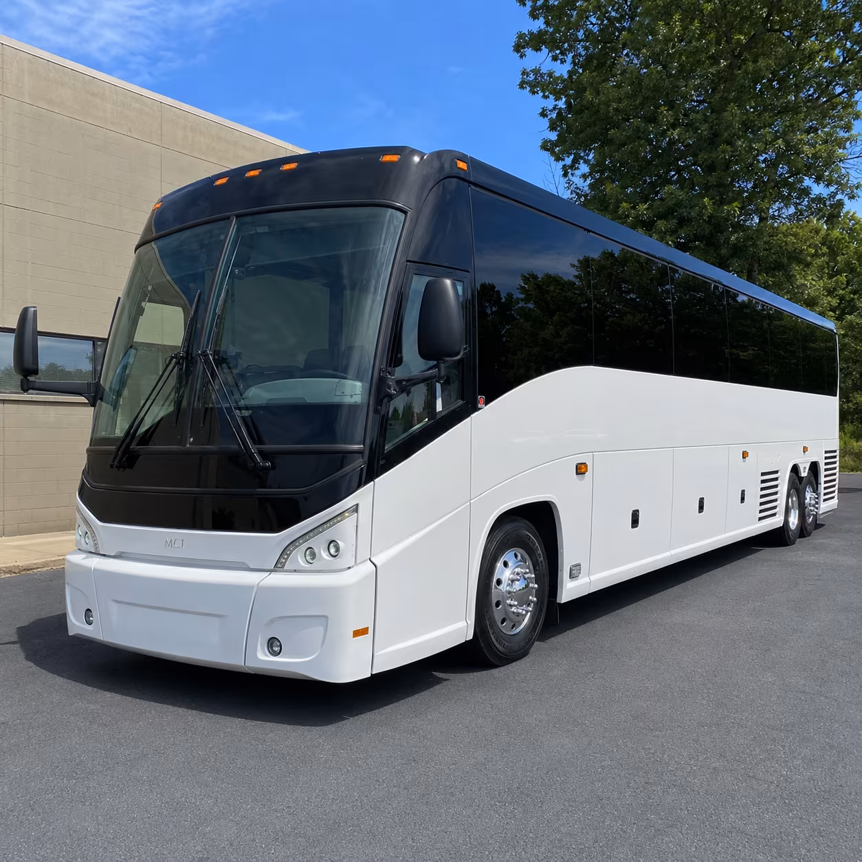shuttle buses to the greek theatre and crypto com arena from simi valley