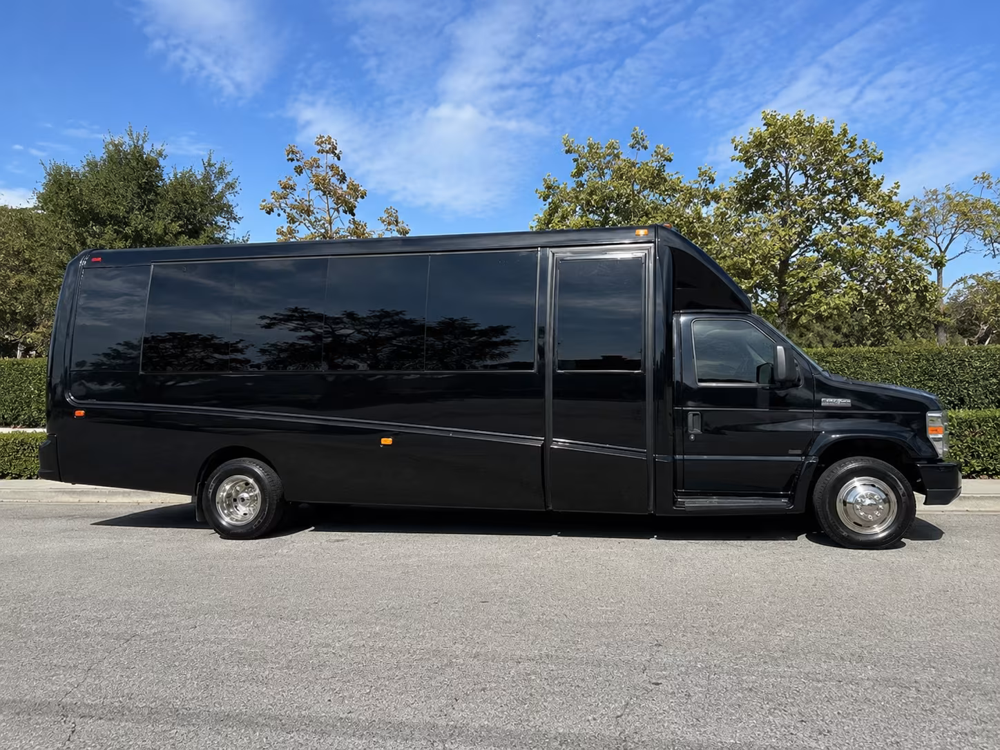 simi valley wine tour brewery transportation